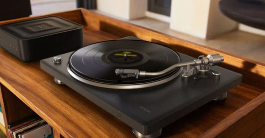 Denon เปิดตัวเครื่องเล่นแผ่นเสียงที่มาพร้อม Bluetooth รุ่นแรก ผสานความคลาสสิคและยุคใหม่ได้อย่างลงตัว