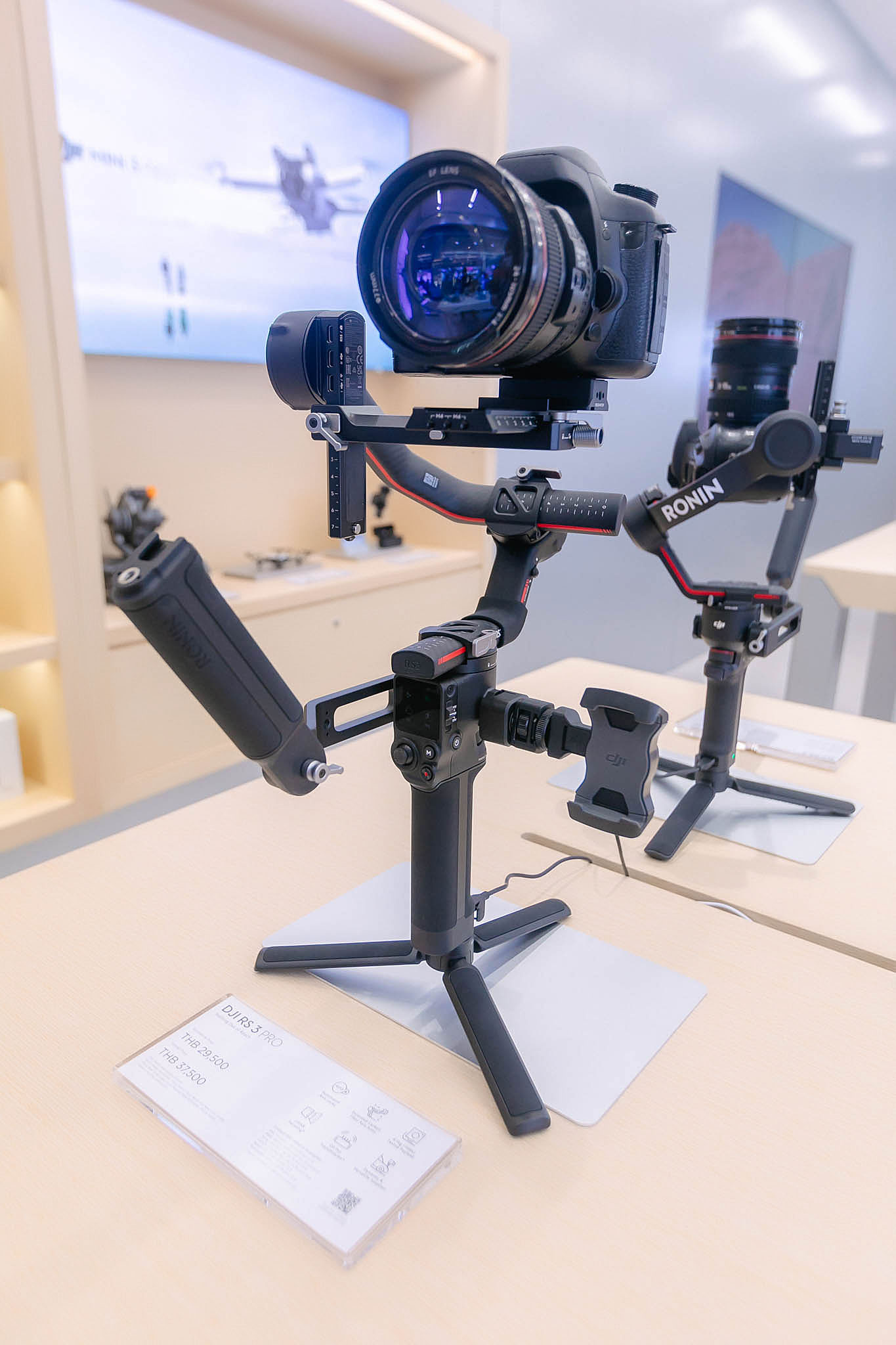 DJI Experience Store   4 ผลิตภัณฑ์จาก DJI 